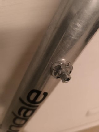 Cannondale Aluminio Criterium 3.0 con golpes