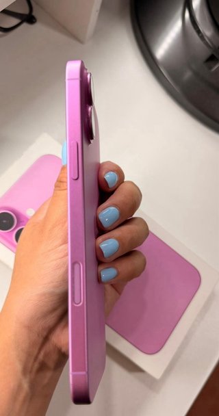 iPhone 16 plus color Rosa