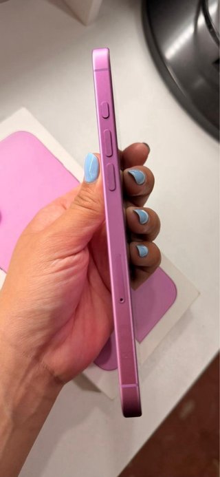 iPhone 16 plus color Rosa