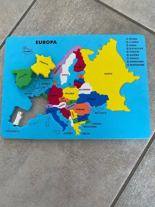 2 Puzzle Italia ed Europa con regioni