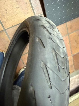 Neumático Michelin Road 5 120/70/17