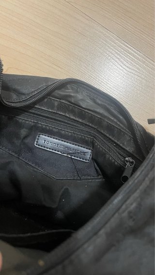 Bolso bandolera Tommy Hilfiger negro