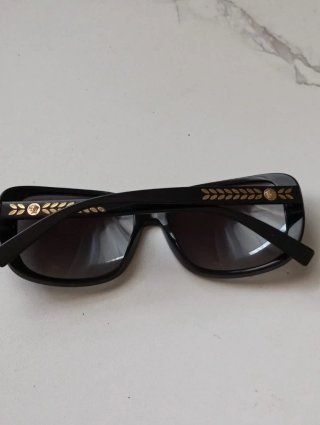 Gafas  Versace mujer negras Doradas