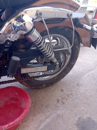 Yamaha Intruder CL 250 Motor