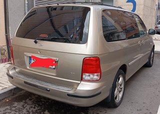KIA Carnival 2002