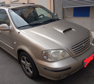 KIA Carnival 2002