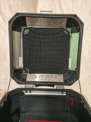 Baúl Topcase Givi