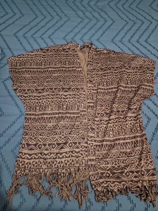 Quimono com franjas estampado