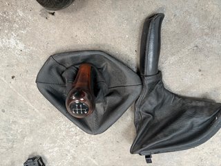 Pomo y Freno Mano BMW E39 Cuero Madera