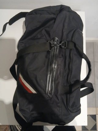 Bolsa de viaje Tommy Hilfiger negra