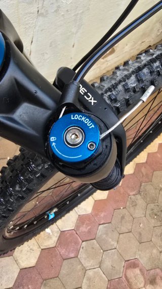 Bicicleta Cube 29' MTB Azul