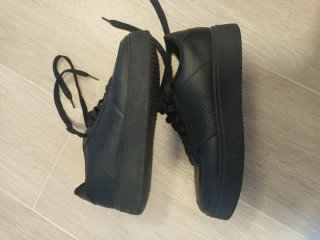 Zapatillas negras NYC
