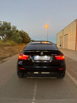 BMW X6 2011