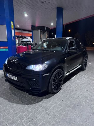 BMW X6 2011