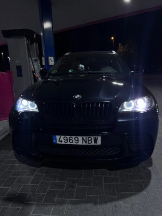 BMW X6 2011