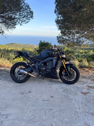 Yamaha MT-09 2025 Negra