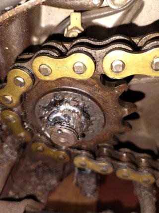 Hyosung GT250i Blanca + 2º motor 250
