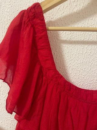 Blusa Zara volantes hombros descubiertos
