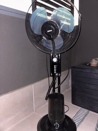 Ventilador JOCCA con vapor