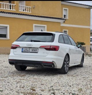 Audi A4 S line 7 tronic 2.0TDI 190cv