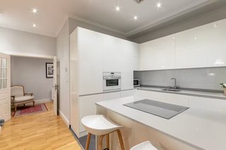 Piso 2 hab en Calle Avión Cuatro Vientos, Sevilla