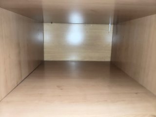 Urge vender. Cama juvenil compacta con almacenaje