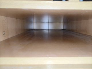 Urge vender. Cama juvenil compacta con almacenaje