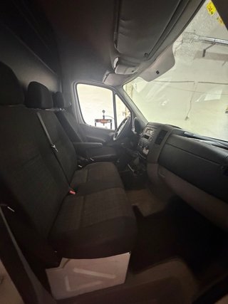 Mercedes-Benz Sprinter 2015 L2H2 2.2 CDI – 295.000