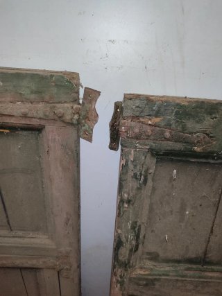 Hojas de ventana madera antiguas para restaurar