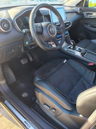 Oportunidad! Se vende coche MG HS 2024