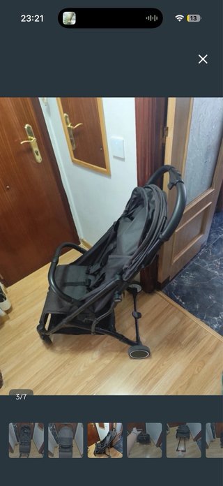 Silla de paseo negra plegable