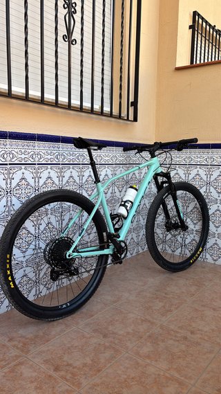 Orbea Alma H10 Eagle 2024 Talla L