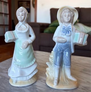 Figuritas de porcelana de pareja