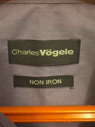 Camisa de vestir morada