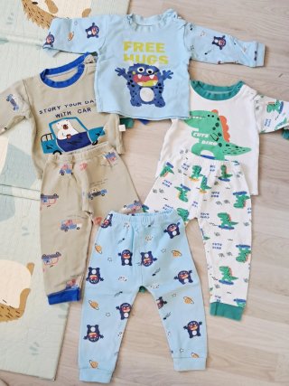 Lote 4 pijamas bebé