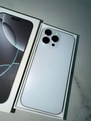 iPhone 16 Pro Max 1TB Blanco
