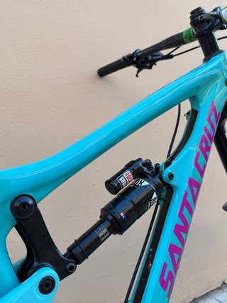 Santa Cruz Nomad 3 Carbono