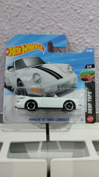 Hot Wheels Porsche 911 Turbo Cabriolet.
