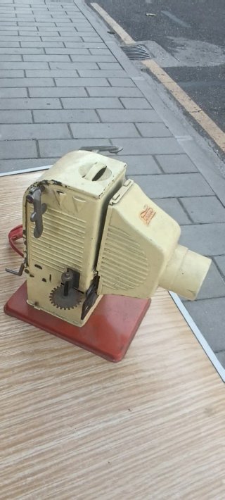 Proyector antiguo PAYÁ,