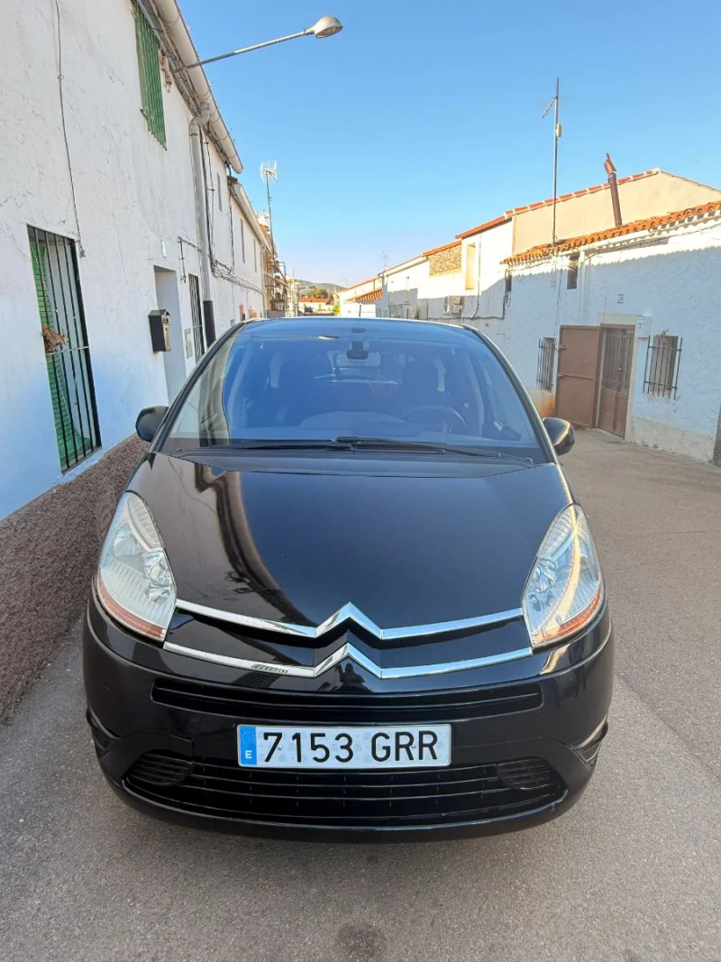 Citroen C4 Picasso 2010 - foto 1