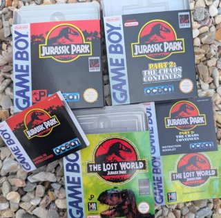 Cajas  manuales artesanales Game Boy Jurassic Park
