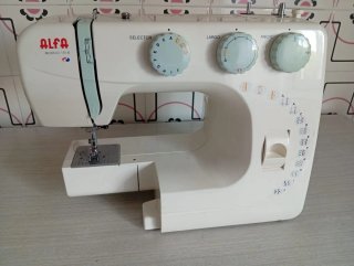 Máquina de coser Alfa 1318