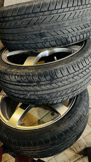Llantas de aleación R17 con neumaticos 205/40R17