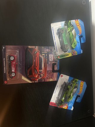 Lote 3 Hot Wheels: Ford Fiesta, Pagani, Ford GT