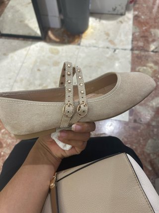 Bailarinas beige con tachuelas T39