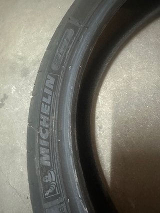 Neumático 120/70 R 17 pilot powee 4 39/16