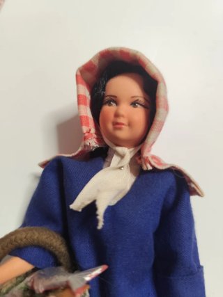 Muñeca antigua años 70