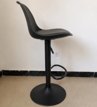 Silla alta giratoria regulable negra