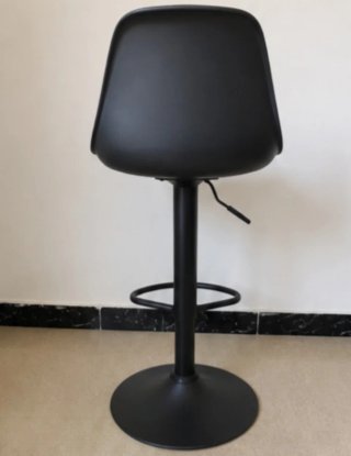 Silla alta giratoria regulable negra