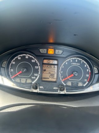 Suzuki Burgman 125 2018 Negra